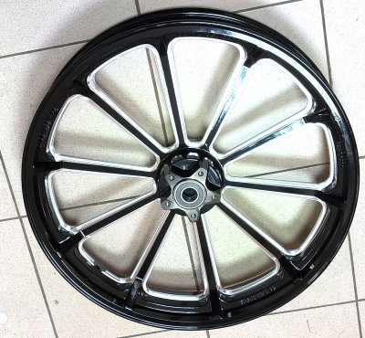 Передний колёсный диск Harley Davidson для Touring, Softail, Including Heritage, Fatboy, Deluxe, Deuce, Slim, Springer 84–21, с диаметром 21