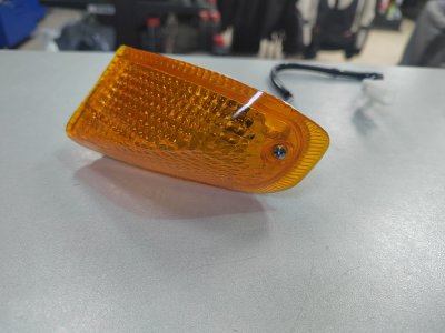 Поворотник задний левый OEM 23040-1220 для Kawasaki ZZR 400 90-93