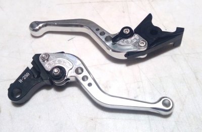 Короткие рычаги тормоза-сцепления Honda CB600F/ CB900F/ Hornet /CBR900RR /CBR600 F/F2/F3/F4/F4i/ CBF600 N/S серебристые
