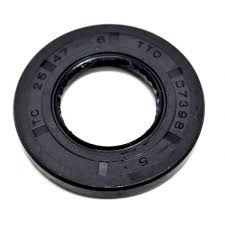 Сальник боковой переднего редуктора BRP OEM 705401618